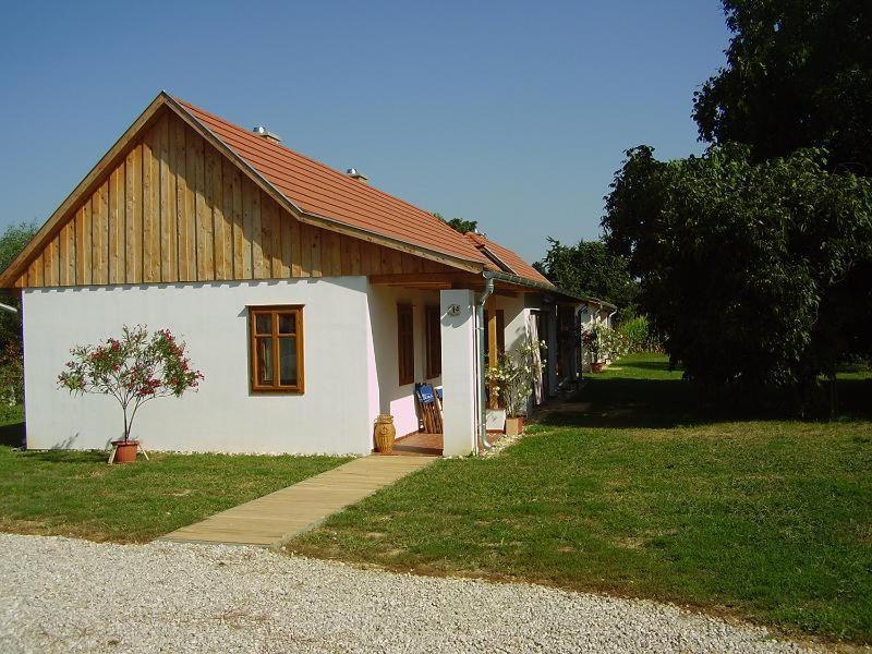 Martonvendeghaz 1 Vila Gelse Exterior foto